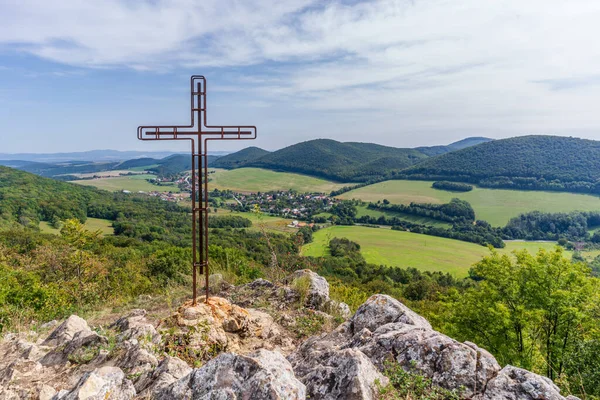 Aussichtspunkt Hrombaba Auf Dem Hügel Bradlo Brezova Pod Bradlom Slowakei — Stockfoto