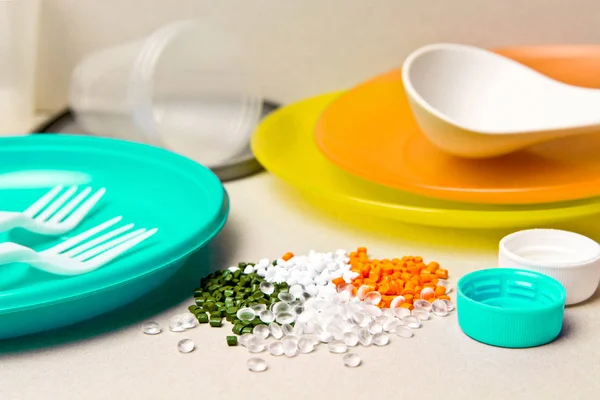 Plastic disposable tableware and Plastic Raw material. Colored g