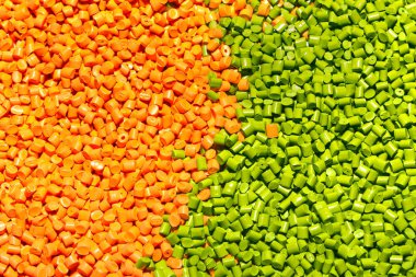 Plastikler için polimerik boya. Granüllerde pigment var. Plastik gra