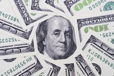 100 dolar faturaları Franklin portre merkezi ile bir daire. Para arka plan