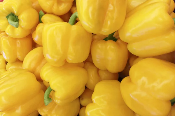 Βιολογικά Κίτρινη Πιπεριά Στην Αγορά Κίτρινο Πάπρικα Πάπρικα Φόντο — Φωτογραφία Αρχείου
