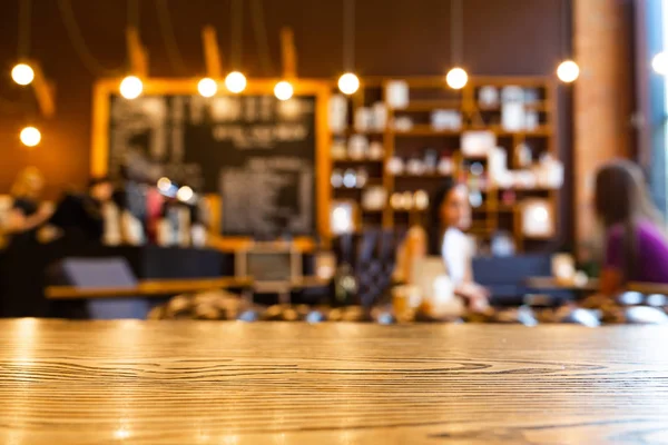 Kahve Dükkanı Arka Plan Bulanık Ahşap Üst Masa Ürünlerinizi Sergilemek — Stok fotoğraf