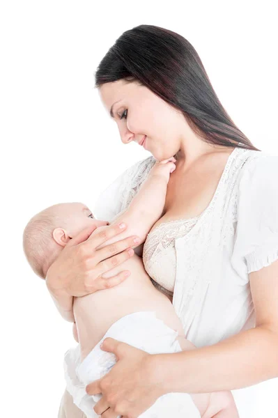 Bebê Criança Bebendo Leite Materno Com Mãe Feliz Isolado Fundo — Fotografia de Stock