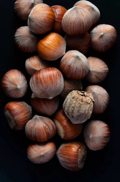 Haselnüsse Stapel Haselnüsse Von Oben Lebensmittel Hintergrund Haselnuss Hintergrund Nahaufnahme — Stockfoto