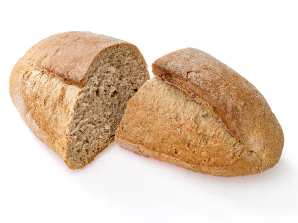 只有烤面包的黑麦面包切成两块 在白色背景上 — 图库照片