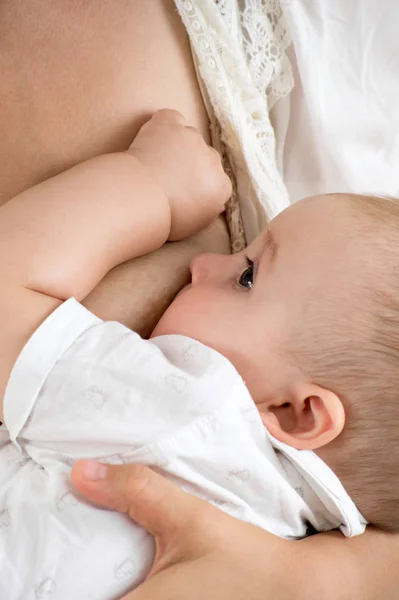 Conceito Lactação Crianças Close Bebê Que Amamenta — Fotografia de Stock