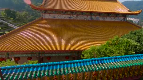 从泰国的彩色建筑看美丽古老的地方 — 图库视频影像