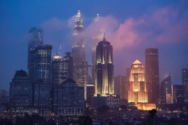 Kuala Lumpur Skyline Por Noche Malasia Kuala Lumpur Capital Malasia —  Fotos de Stock