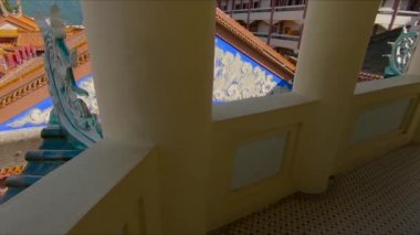 Slowmotion steadycam atış bir Kek Lok Si tapınak adada Penang, Malezya