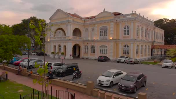 Penang-Malajzia - 2018. május 2.: légi felvétel a Georgetown City Hall — Stock videók