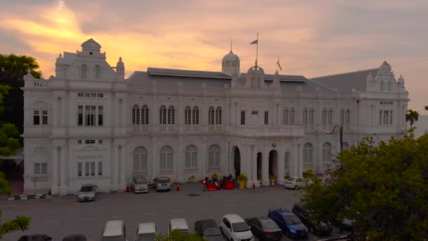 Penang Malaysia - 2 de maio de 2018: tomada aérea da Câmara Municipal de Georgetown — Vídeo de Stock