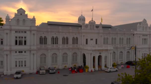 Penang Malaysia - 2 maj 2018: antenn skott av Georgetown Town Hall — Stockvideo