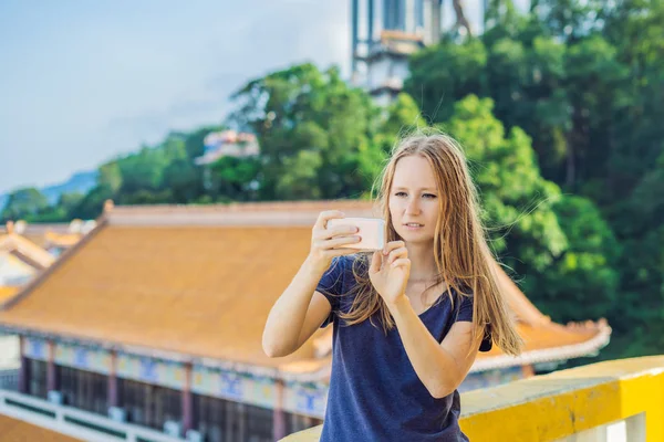 Linda Jovem Turista Templo Budista Kek Lok Penang Malásia Georgetown — Fotografia de Stock