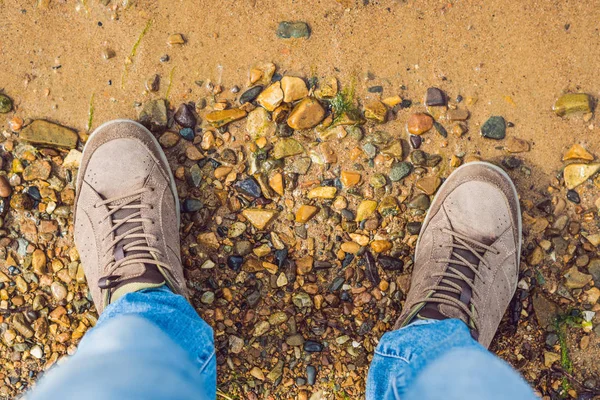 Feet Trekking Boots Hiking Traveler Alone Outdoor Wild Nature Lifestyle — Stock Photo, Image