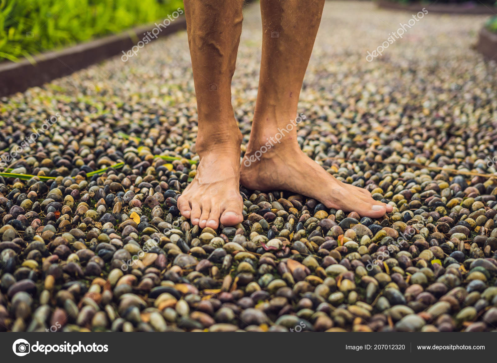 Man Walking Textured Cobble Pavement Reflexology Inglés Piedras