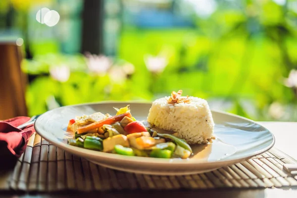 Традиційні Балійської Кухні Овочів Тофу Киплячому Маслі Рисом — стокове фото