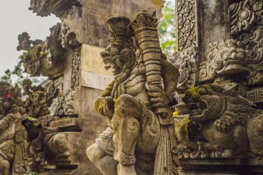 Pura Gunung Lebah Tapınağı detayları, Bali Endonezya.