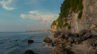 Ahşap masa yüzeyi alanının arka plan üzerinde