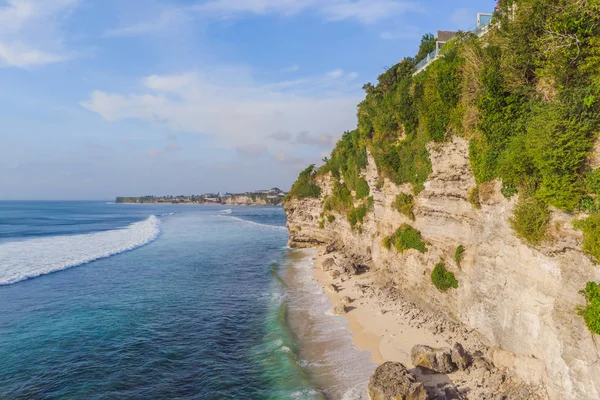 Skalisty Brzeg Malowniczego Kurortu Dreamland Beach Bali Indonezja — Zdjęcie stockowe