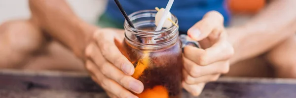 Ice lychee tea in mason jar in the cafe BANNER, LONG FORMAT — Stock Photo, Image