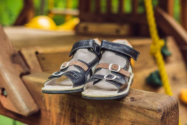 Zapatos Ortopédicos Infantiles Con Soporte Arco Patio Recreo — Foto de Stock