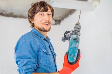 Erkek Oluşturucu profesyonel matkap holding.