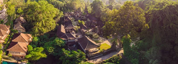 Aerial shot of the Pura Gunung Lebah temple in Ubud on the Bali island — Stock Photo, Image