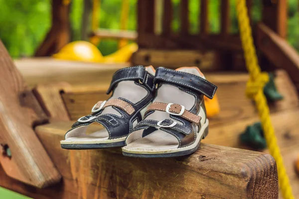 Zapatos Ortopédicos Infantiles Con Soporte Arco Patio Recreo — Foto de Stock