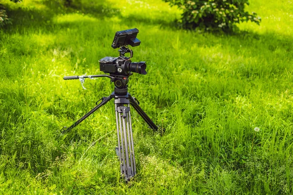 A professional cinema camera on a commercial production set — Stock Photo, Image