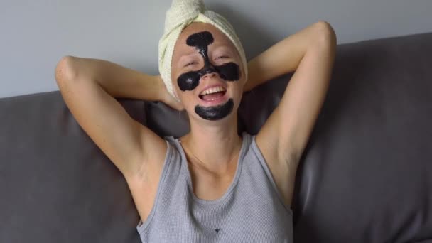 Beautiful Young Woman Black Face Mask Posing Making Gesture — Stock Video