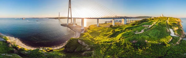 Most wiszący Russkiy widziana z wyspy Russkiy Vladivostok, Federacja Rosyjska — Zdjęcie stockowe
