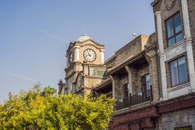 Beijing Saat Kulesi. Turist sokakları Pekin