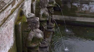 Fil Mağarası, Goa Gajah Ubud köyü Bali Adası bölgesinde kutsal yaylar
