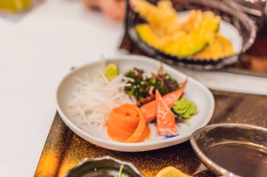 Japon bento koymak. Bir Japon restoranında yemek