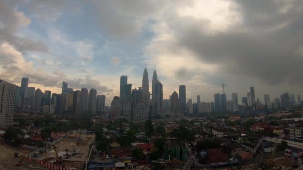 Syuting waktu dari Kuala Lumpur pusat kota dengan lokasi konstruksi besar — Stok Video