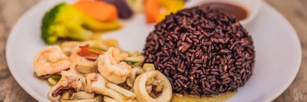 Brown rice, seafood, vegetables. Healthy meal for lunch BANNER, LONG FORMAT — Stock Photo, Image