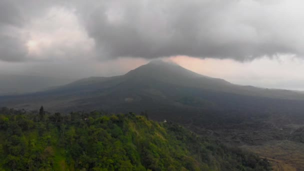 Aerial shot of the Batur volcano on the Bali island, Indonesia — Stock Video