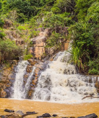 Da Lat, Vietnam 'a Datanla Şelalesi gezisi