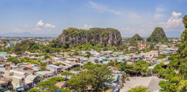 Güzel mermer dağlar ve Da Nang, Vietnam