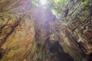 Tapınaklı Huyen Khong Mağarası, mermer dağlar, Vietnam
