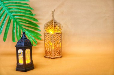 Ramazan Kareem. Müslüman feneri ve lamba. Ramazan Kareem
