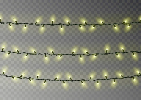 Cadena de luces amarillas de Navidad. Decoración de efecto transparente aislada sobre fondo oscuro. Realista — Vector de stock