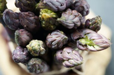 A demet-in kopya alanı ile mor kuşkonmaz.