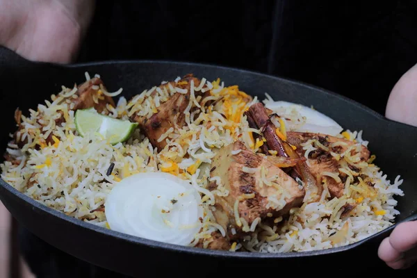 Hús Nélküli Biryani Jackfruitból Vagy Kathalból Ami Vegetáriánusok Csemegéje Öntöttvas — Stock Fotó