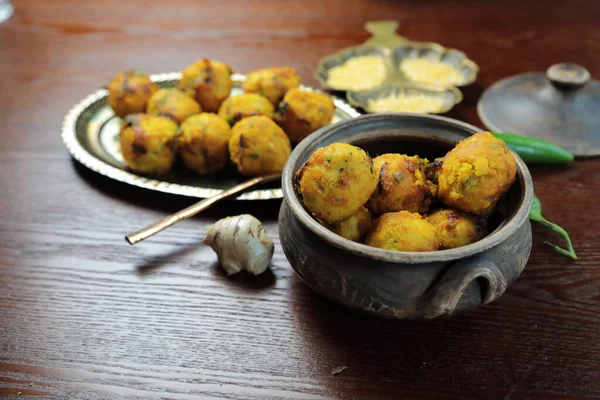 Kryddig Indisk Vegan Moong Daal Balls Med Kopieringsutrymme — Stockfoto