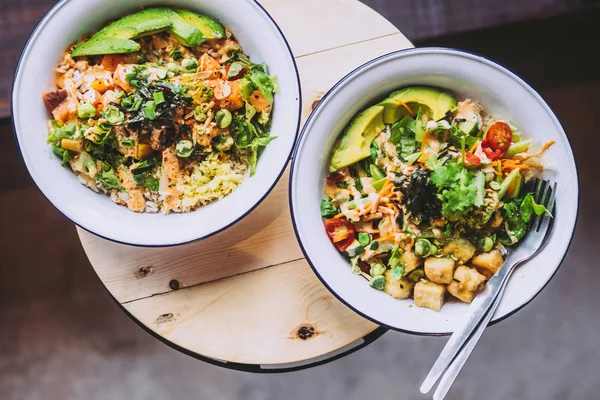 Two Green Goddess Buddha Bowls Wooden Table Healthy Eating Food — Stock Photo, Image