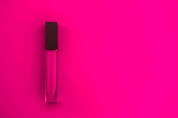 Batom Líquido Fosco Rosa Vívido Mesmo Fundo Colorido Ousado Espaço — Fotografia de Stock