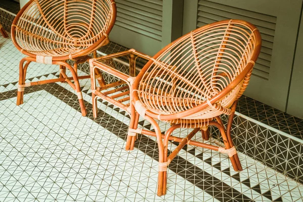 Modern Contemporary Wooden Wire Net Chairs Outdoor Minimalistic Coffee Shop — Stock Photo, Image