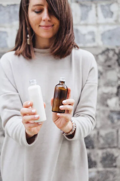 Woman Hands Holding Glass Brown Bottle Spa Cosmetics Beauty Blogging — Stock Photo, Image