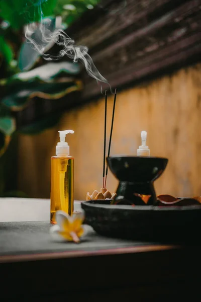 Outdoor Spa Salon Massage Oils Burning Incense Sticks Smoke Towels — Stock Photo, Image